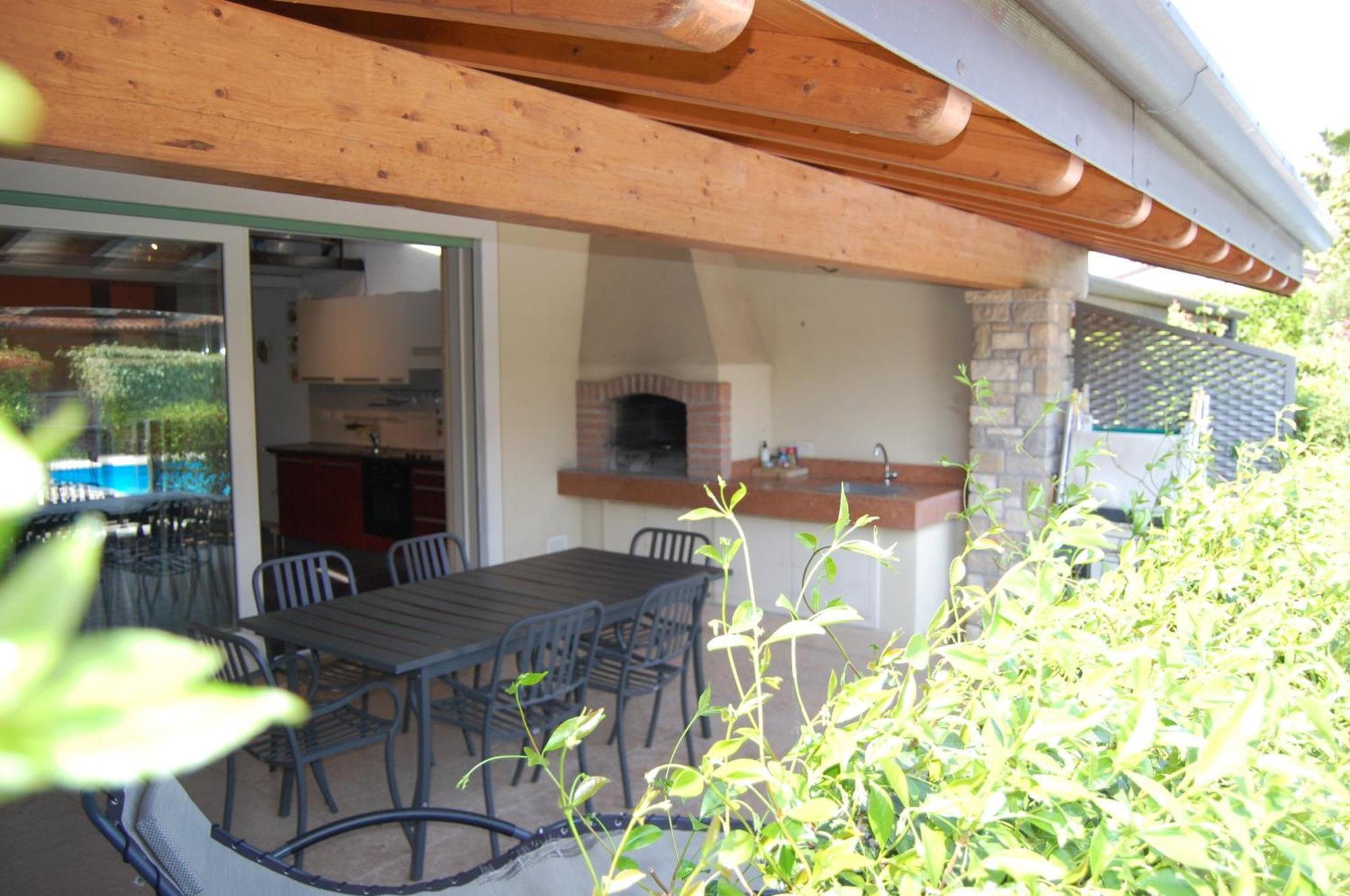 Casa Vacanze "Il Porticciolo" Manerba del Garda Exterior foto
